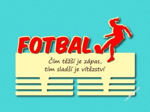 věšák na medaile pro fotbalisty holky